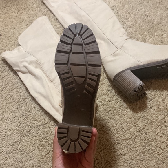 Over the Knee Block Heel Square Toe Side Zipper Faux Suede Boots - Picture 9 of 10